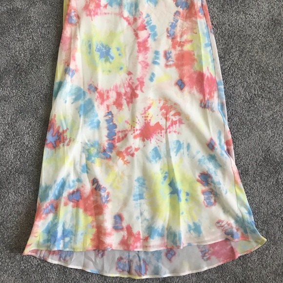NWT Socialite Bias Tie Dye Midi Skirt - Picture 2 of 3